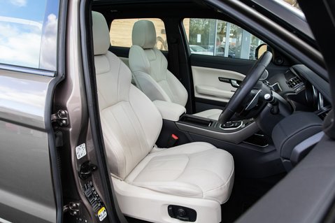 Land Rover Range Rover Evoque SI4 HSE DYNAMIC LUX 31