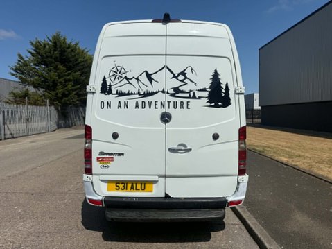 Mercedes-Benz Sprinter RACE VAN CAMPER VAN MOTORHOME 3
