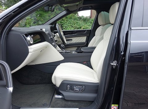 Bentley Bentayga 7
