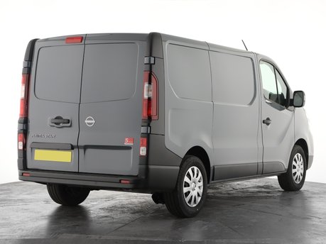 Nissan Primastar 30 L1H1 2.0 dCi 130ps Acenta 4