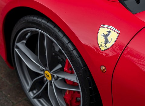 Ferrari 488 Spider 25
