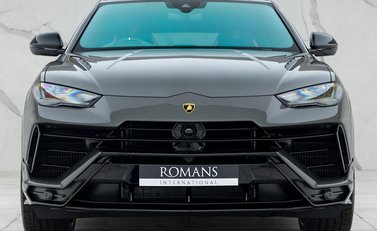 Lamborghini Urus S 4