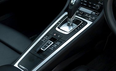 Porsche 911 (991.2) Carrera 4S 18