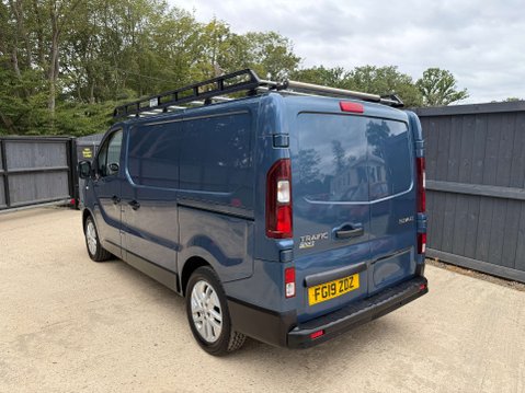 Renault Trafic 1.6 Trafic SL27 Sport Nav dCi 25