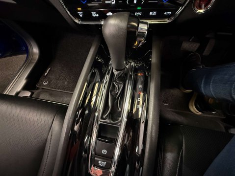 Honda HR-V 1.5 HR-V EX i-VTec CVT 5dr 26
