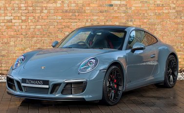 Porsche 911 (991.2) Carrera 4 GTS 6