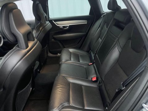 Volvo V90 2.0 D5 PowerPulse Inscription Auto AWD Euro 6 (s/s) 5dr 31