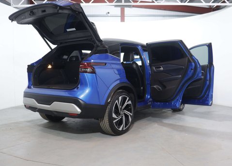 Nissan Qashqai 1.3 Qashqai Tekna+ DiG-T MHEV CVT 5dr 54