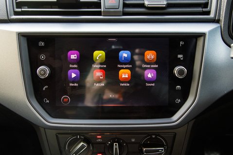 SEAT Arona TSI SE TECHNOLOGY 17