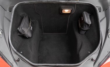 Ferrari 458 Spider 32