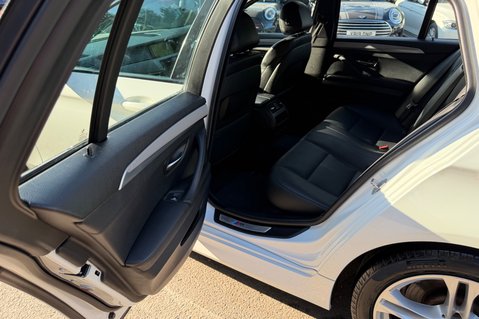 BMW 5 Series 520D M SPORT TOURING 20