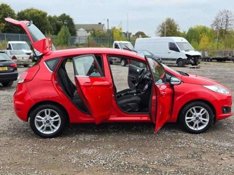 Ford Fiesta 1.0T EcoBoost Zetec Euro 5 (s/s) 5dr 14