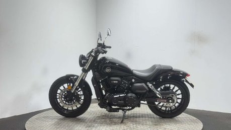 Keeway RKV 2025 ONLY 571 MILES LOW RIDER 125CC CRUISER LEARNER BIKE 4