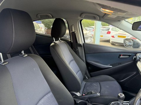 Mazda 2 1.5 SKYACTIV-G Sport Black Euro 6 (s/s) 5dr 9