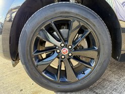 Jaguar F-Pace 2.0 D200 MHEV R-Dynamic Black SUV 5dr Diesel Auto AWD Euro 6 (s/s) (204 ps) 17