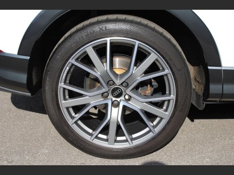 Audi Q3 TFSI S LINE BLACK EDITION 37