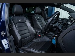 Volkswagen Golf 2.0 Golf R TSi Semi-Auto 4WD 5dr 10
