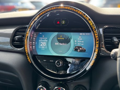 Mini Hatch 1.5 Cooper Exclusive Hatchback 5dr Petrol Steptronic Euro 6 (s/s) (136 ps) 23