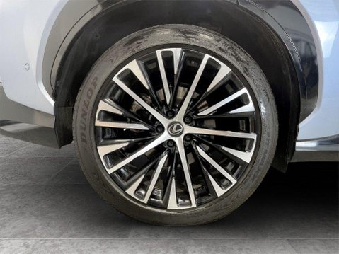 Lexus RZ 450e 71.4kWh Takumi SUV 5dr Electric Auto DIRECT4 (313 ps) 10