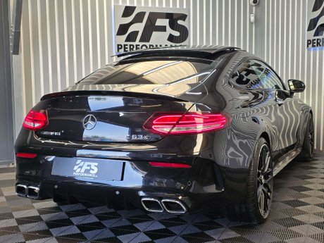 Mercedes-Benz C Class 4.0 C63 V8 BiTurbo AMG (Premium Plus) Coupe 2dr Petrol SpdS MCT Euro 6 (s/s 27