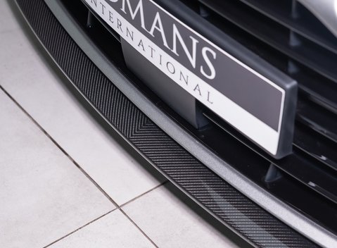 Aston Martin Vanquish V12 32