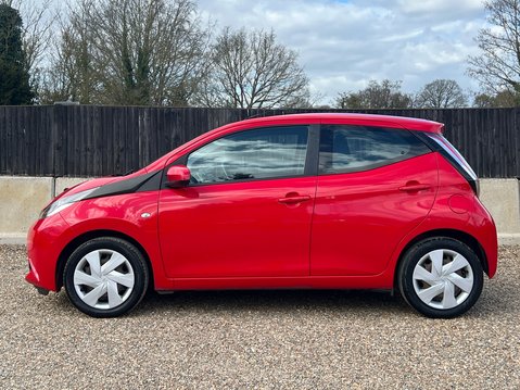 Toyota Aygo VVT-I X-PLAY X-SHIFT 6