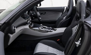 Mercedes-Benz Amg GT GT C Edition 50 Roadster 16