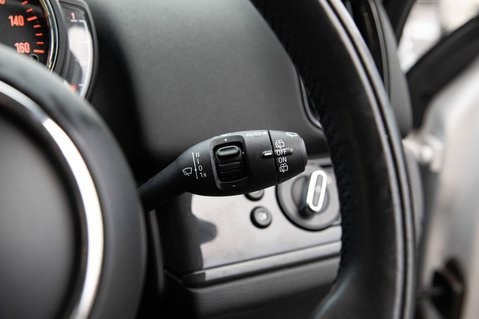 Mini Countryman COOPER CLASSIC 18