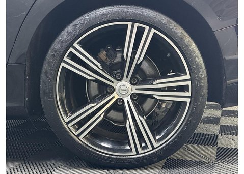 Volvo V60 2.0 D4 Inscription Pro Estate 5dr Diesel Auto Euro 6 (s/s) (190 ps) 31