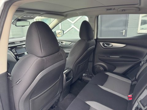 Nissan Qashqai N-CONNECTA DIG-T 27