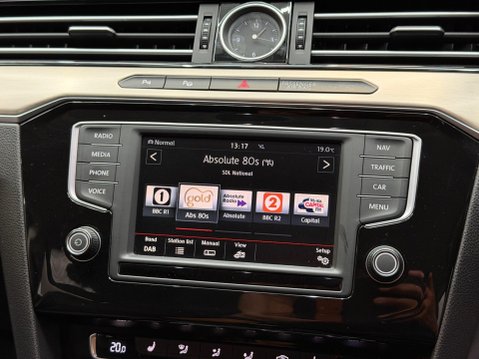 Volkswagen Passat 2.0 TDI BlueMotion Tech GT Euro 6 (s/s) 5dr 71