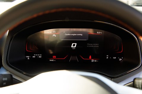 SEAT Arona ECOTSI FR 10