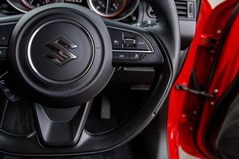 Suzuki Swift SZ-L DUALJET MHEV 19