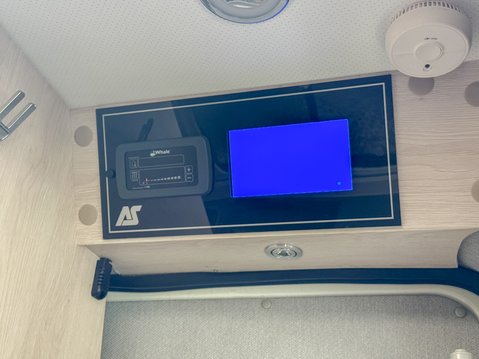 Auto-Sleepers Warwick Duo 2 Berth|2 Belt|Kitchen|Awning|AUTOMATIC|VANLUX 10