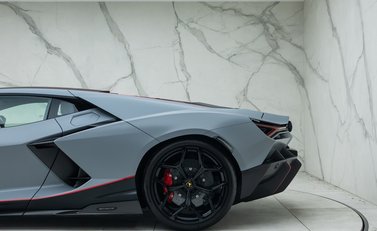 Lamborghini Revuelto 53