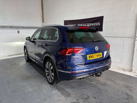 Volkswagen Tiguan 2.0 Tiguan R-Line TDI BlueMotion Technology 4Motion Semi-Auto 4WD 5dr 7