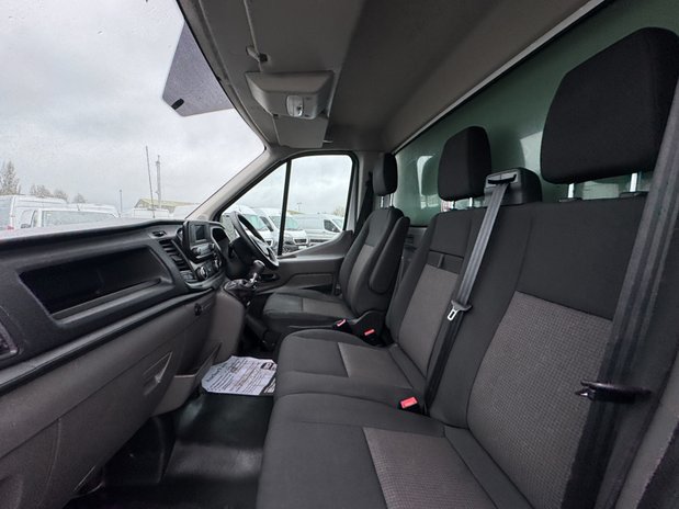 Ford Transit LUTON XLWB L4 Trend 350 130ps Tail Lift EURO 6 SELECT 16