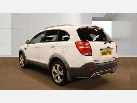 Chevrolet Captiva 2.2 VCDi LTZ SUV 5dr Diesel Auto 4WD Euro 5 (7 Seats) (184 ps) 7