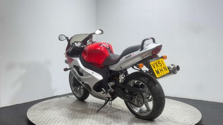 Triumph TT 2001 ONLY 9K NEW MOT 600CC INLINE 4 SPORTS BIKE 6
