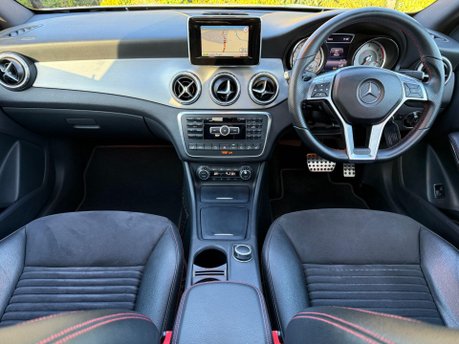 Mercedes-Benz GLA 2.1 GLA220d AMG Line (Premium Plus) SUV 5dr Diesel 7G-DCT 4MATIC Euro 6 (s/ 19