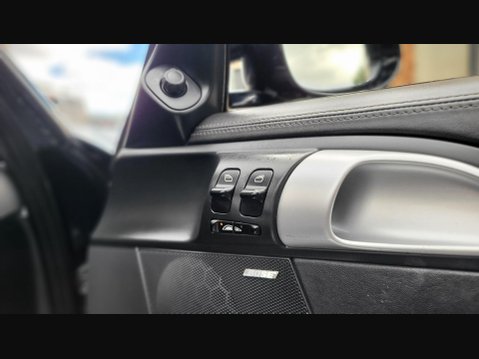 Porsche 911 CARRERA 4 TIPTRONIC S 30