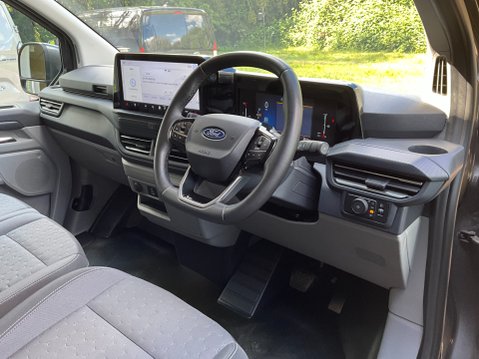 Ford Transit Custom 2.0 300 EcoBlue Limited Auto L1 H1 Euro 6 (s/s) 5dr 10