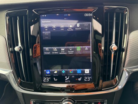 Volvo V90 2.0 D5 PowerPulse R-Design Pro Estate 5dr Diesel Auto AWD Euro 6 (235PS) 34