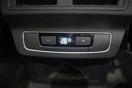 Audi Q5 2.0 TFSIe 50 Edition 1 SUV 5dr Petrol Plug-in Hybrid S Tronic quattro Euro 22