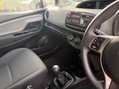 Toyota Yaris 1.0 VVT-i Active Euro 5 3dr 16