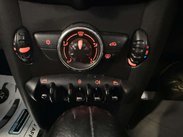 Mini Hatch 2.0 Cooper D Auto Euro 5 3dr 14