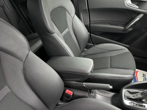 Audi A1 1.4 TFSI S line Sportback S Tronic Euro 6 (s/s) 5dr 19