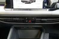 Volkswagen Golf LIFE ETSI DSG 33