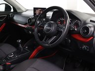 Audi Q2 TFSI SPORT 22