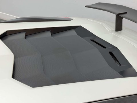 Lamborghini Aventador 6.5 V12 LP 750-4 Superveloce Coupe 2dr Petrol ISR 4WD Euro 6 (750 bhp) 47